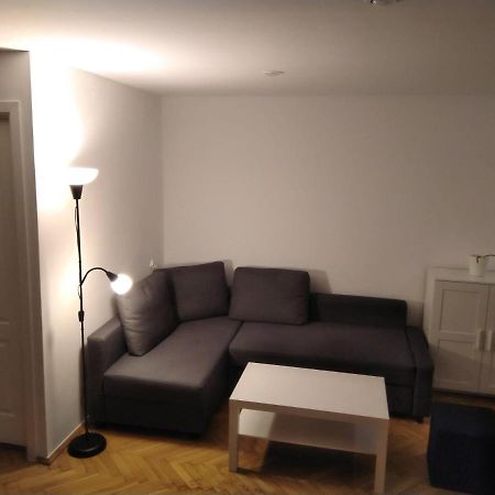 Apartament Zielona Wierzba Blisko Sky Tower Apartment วรอตซวาฟ ภายนอก รูปภาพ