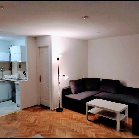 Apartament Zielona Wierzba Blisko Sky Tower Apartment วรอตซวาฟ ภายนอก รูปภาพ