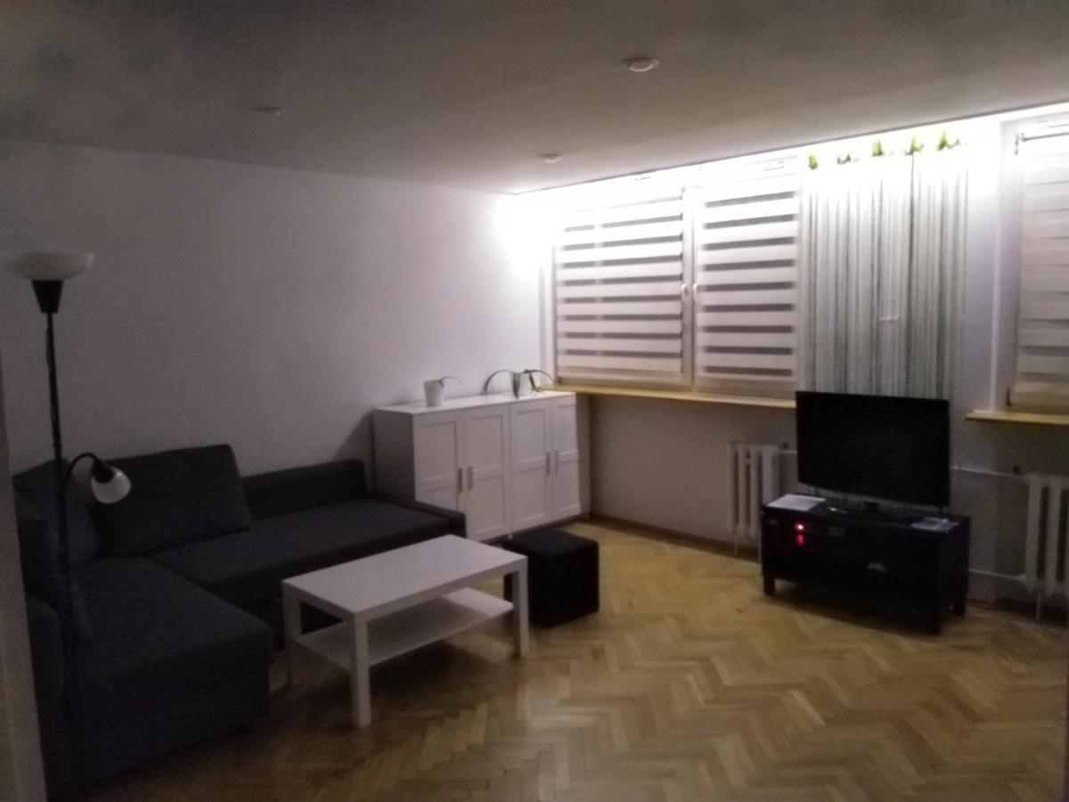 Apartament Zielona Wierzba Blisko Sky Tower Apartment วรอตซวาฟ ภายนอก รูปภาพ