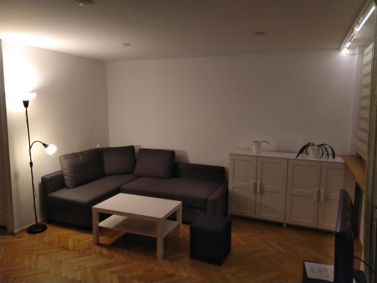 Apartament Zielona Wierzba Blisko Sky Tower Apartment วรอตซวาฟ ภายนอก รูปภาพ
